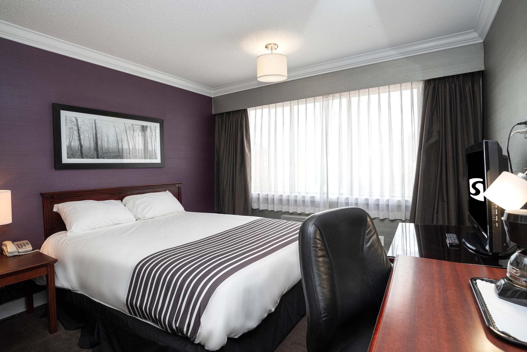Sandman Hotel & Suites Williams Lake Bagian luar foto