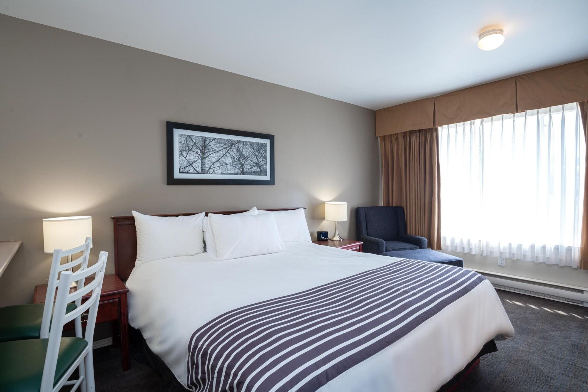 Sandman Hotel & Suites Williams Lake Bagian luar foto