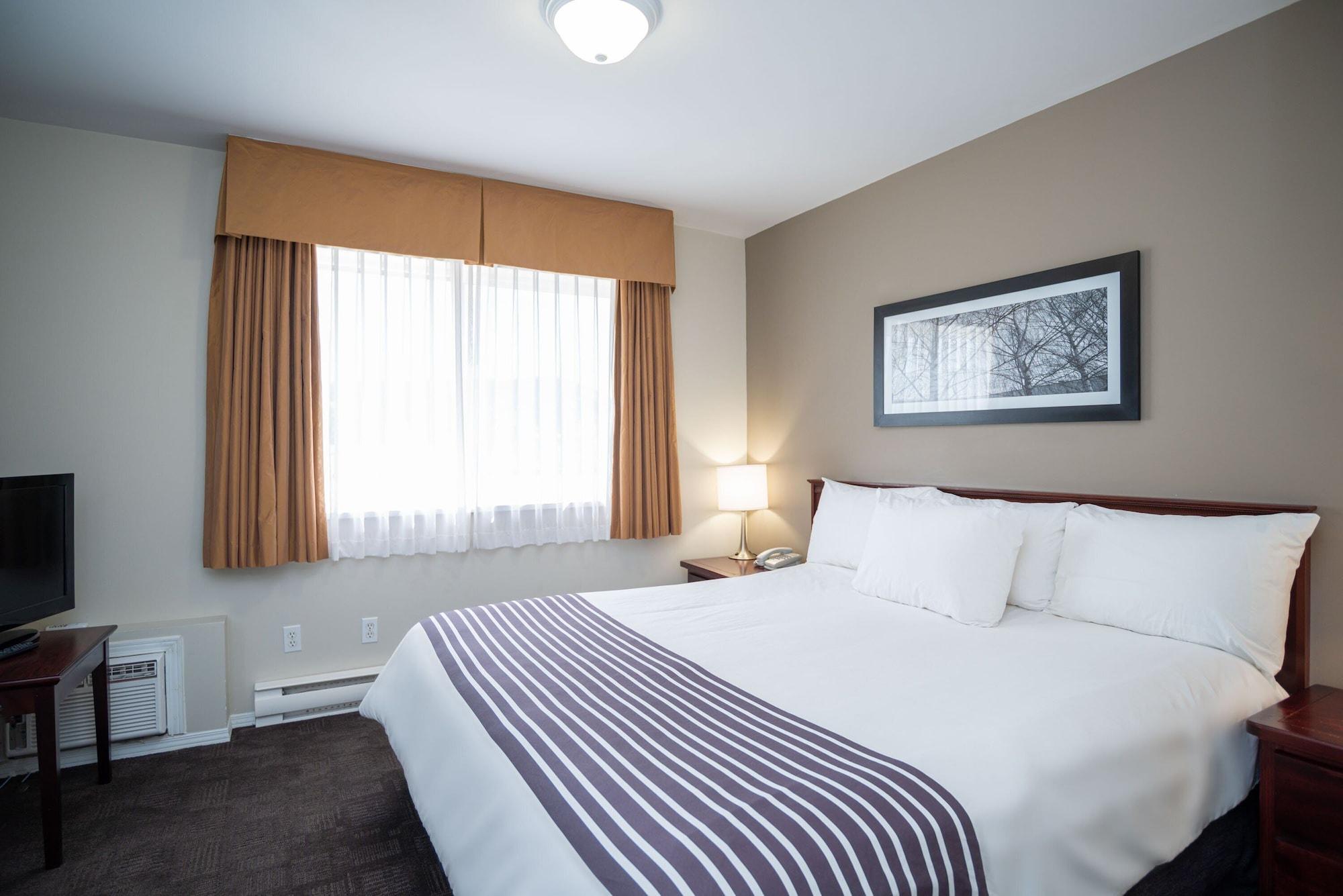 Sandman Hotel & Suites Williams Lake Bagian luar foto