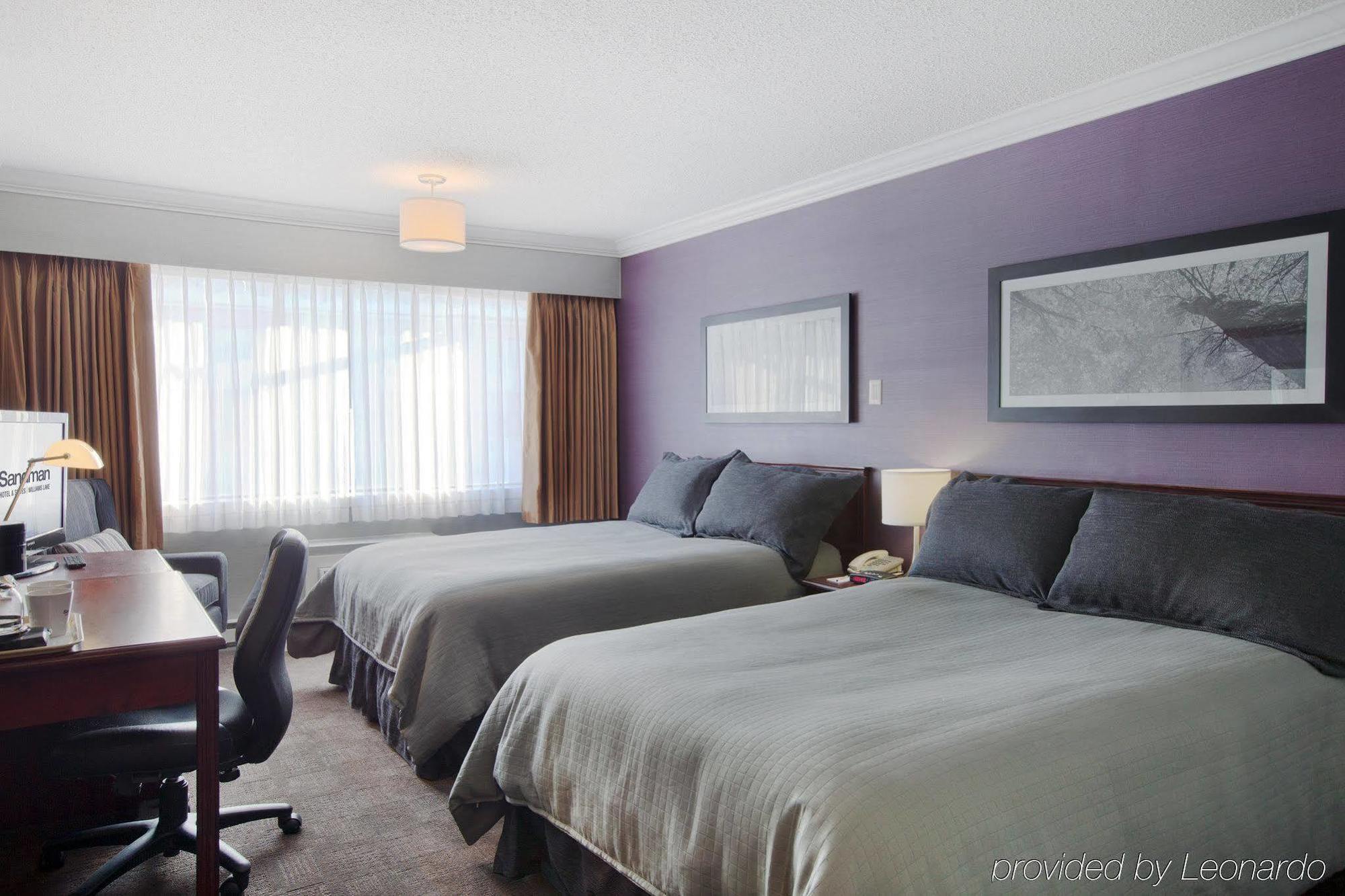Sandman Hotel & Suites Williams Lake Bagian luar foto